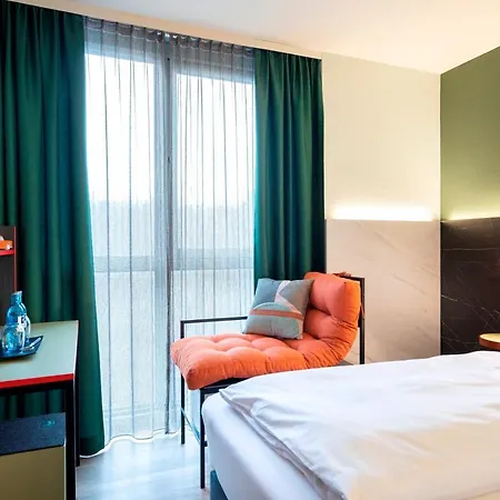 Hotel Achat Airport Messe 3*