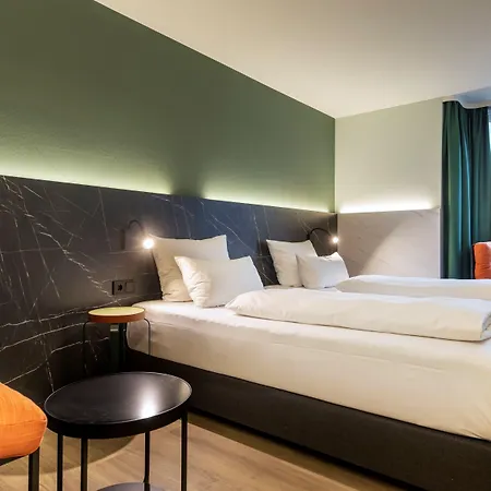 Hotel Achat Airport Messe 3*