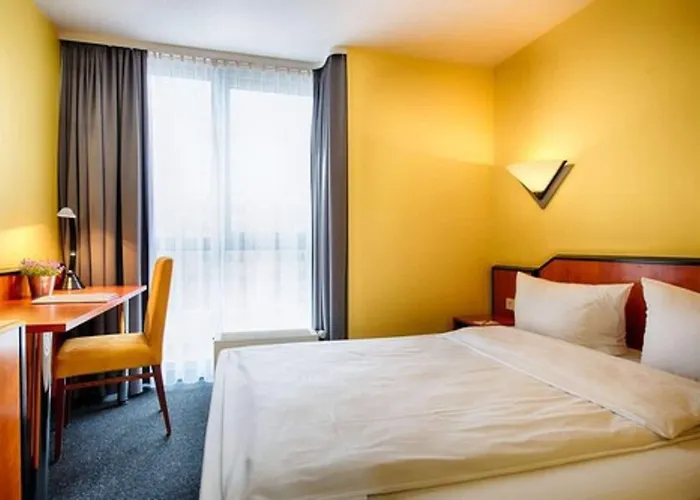 Hotell Achat Airport Messe 3*