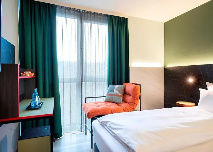 Hotell Achat Airport Messe 3*