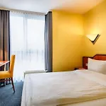 Ξενοδοχείο Achat Airport Messe 3*