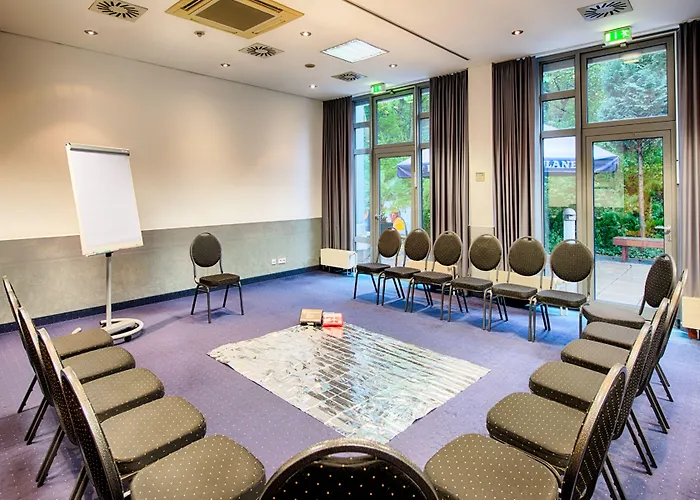 Achat Airport Messe Hotel 3*