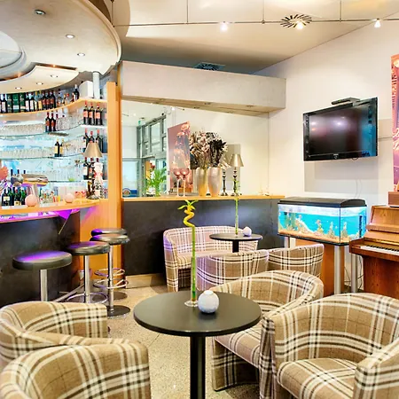 Achat Airport Messe 3*