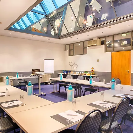 Achat Airport Messe Stuttgart